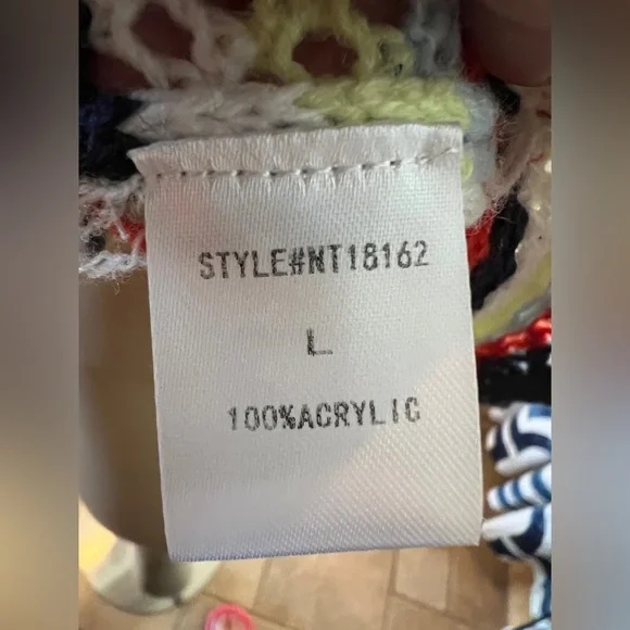 Lumiere Crochet Bell Sleeve Cropped Sweater Size L - Picture 6 of 9